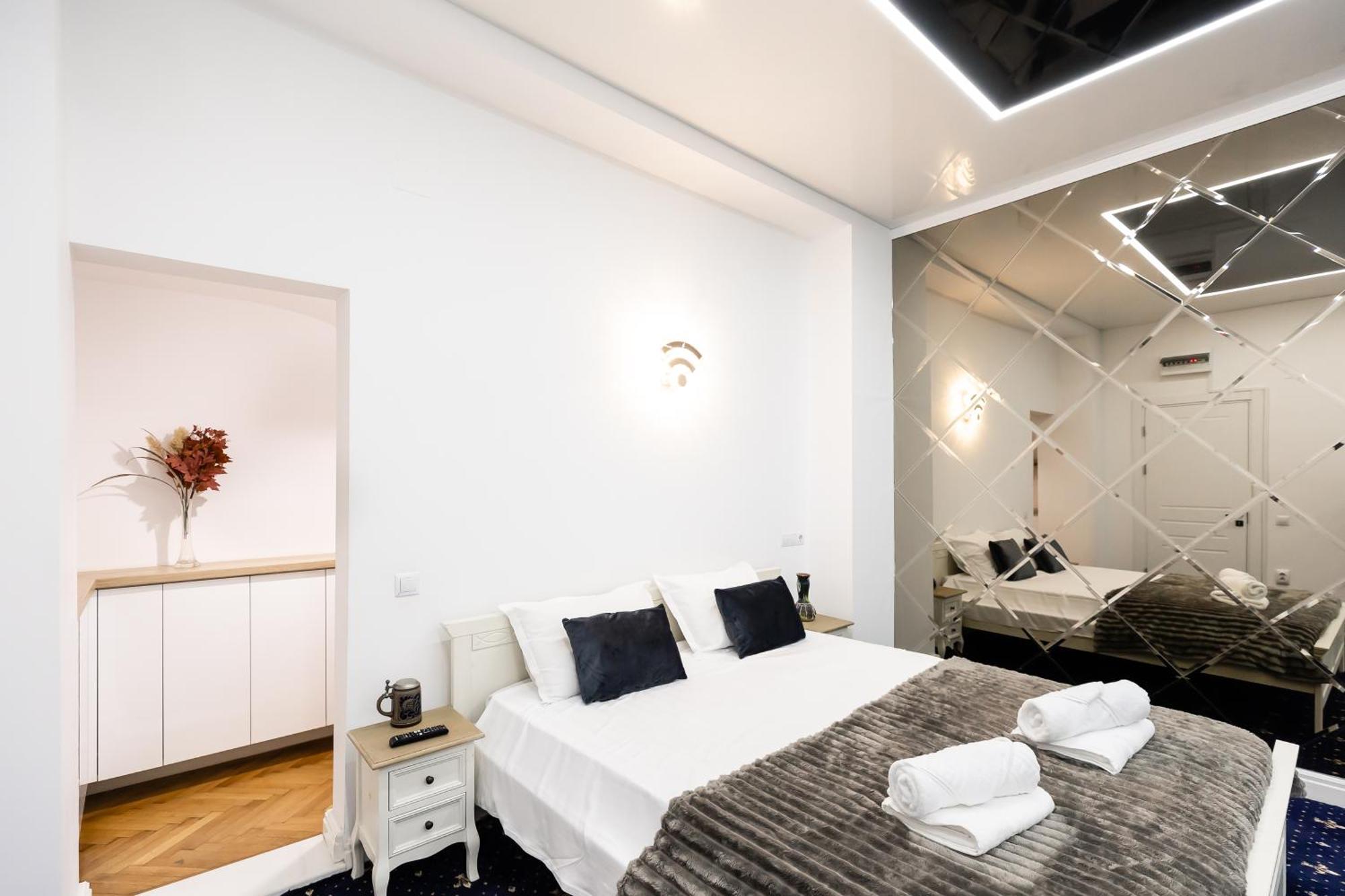 Central Studios In Piata Romana ブカレスト 部屋 写真